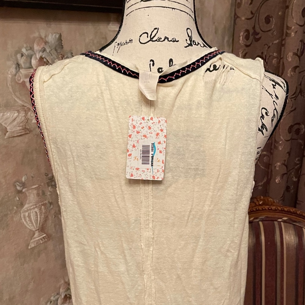 FREE PEOPLE RINGER MUSCLE EMBROIDERED TEE NWT - Picture 5 of 7